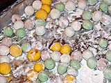 Glutinous rice dough rolled into balls