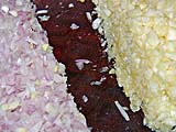 Shallots and garlic for the paste